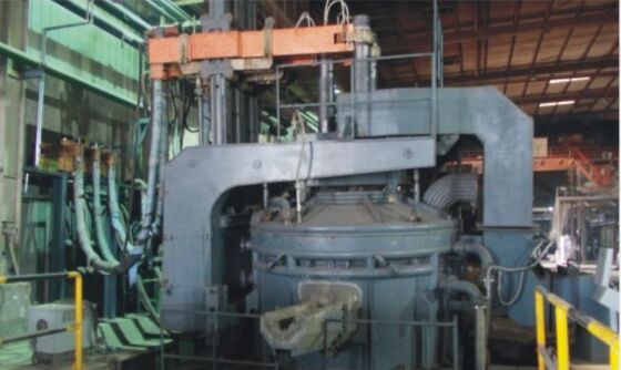 完全に水冷蔵された電弧炉