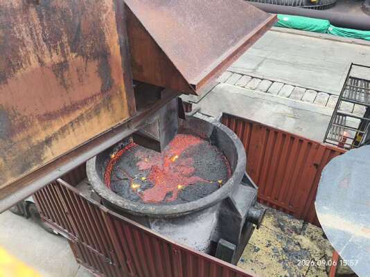 高炉溶融スラグ保温調整炉 ミネラルウールライン
